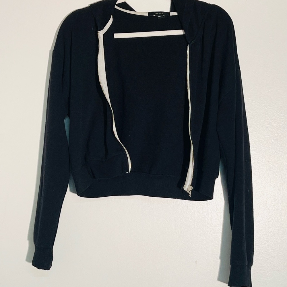 Forever 21 Black Cropped Zip-Up Hoodie